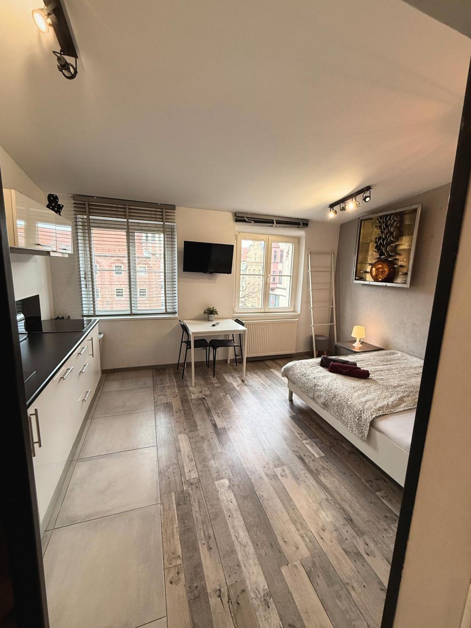 Apartament Z Widokiem Na Pomnik Kopernika - Rynek Staromiejski Stary Toruń Kültér fotó